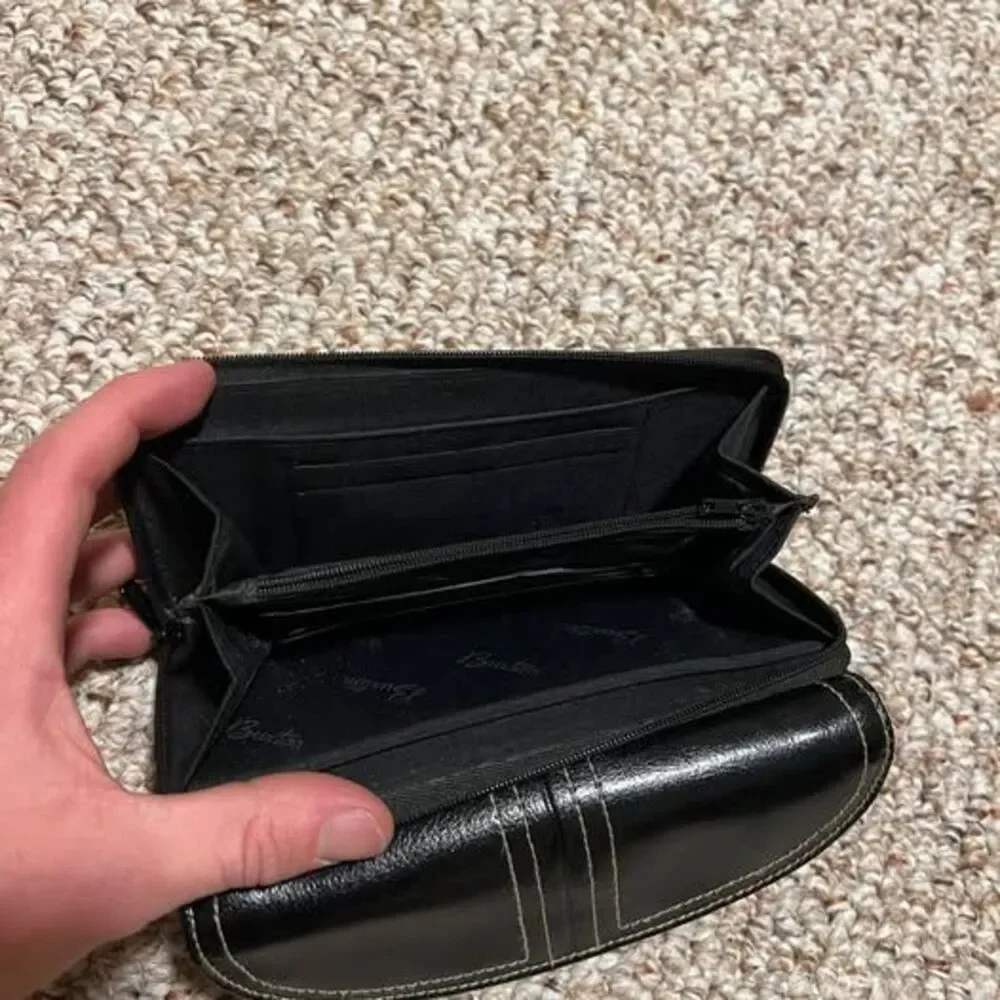 Vintage Buxton Black Leather Wallet